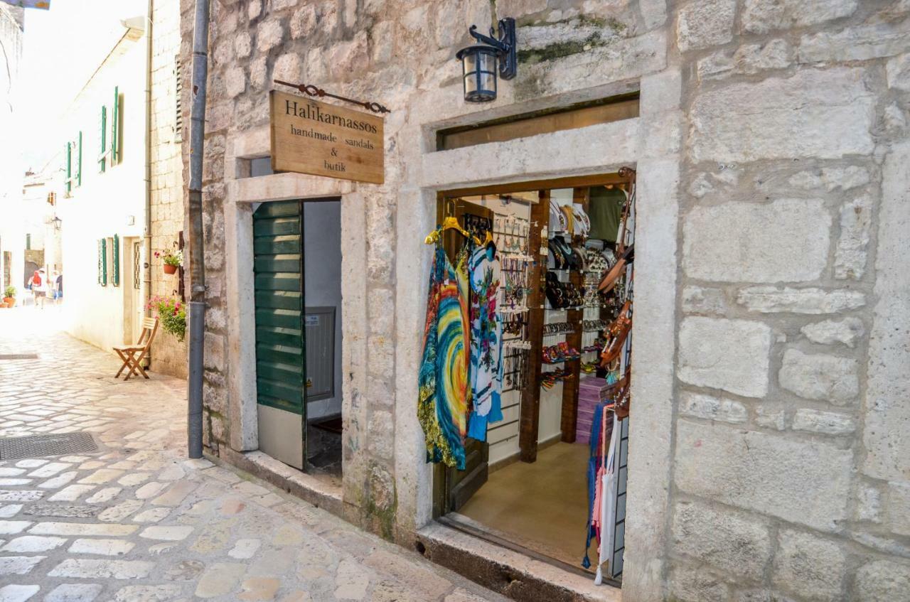 Portobello Old Town Kotor Exteriör bild